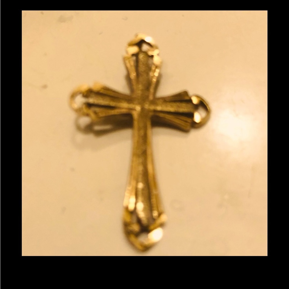 14 kt gold Cross Pendant